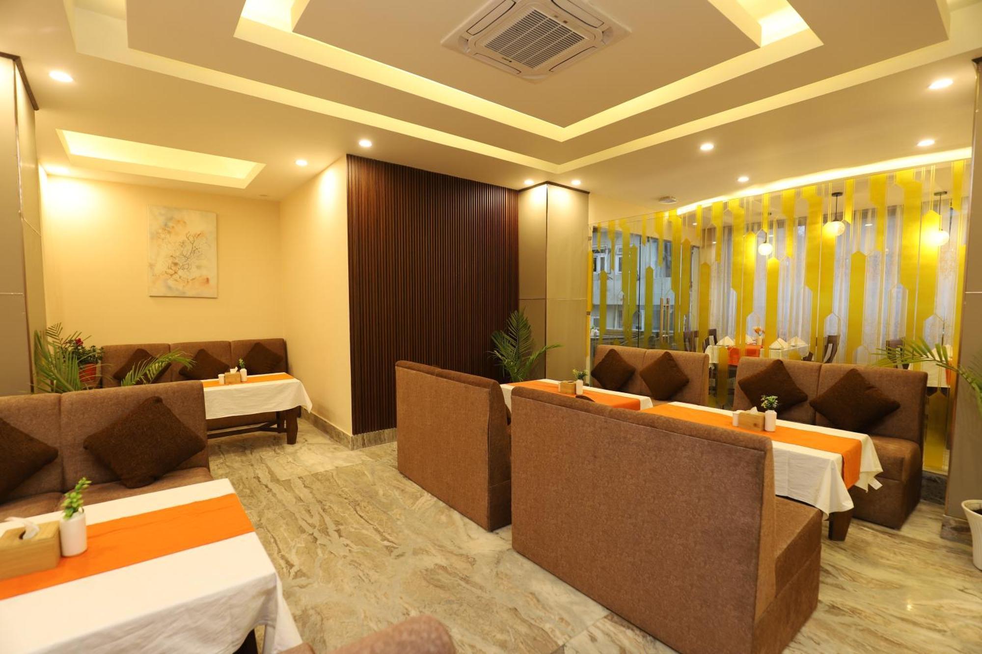 Apex Business Hotel - Airport Катманду Экстерьер фото